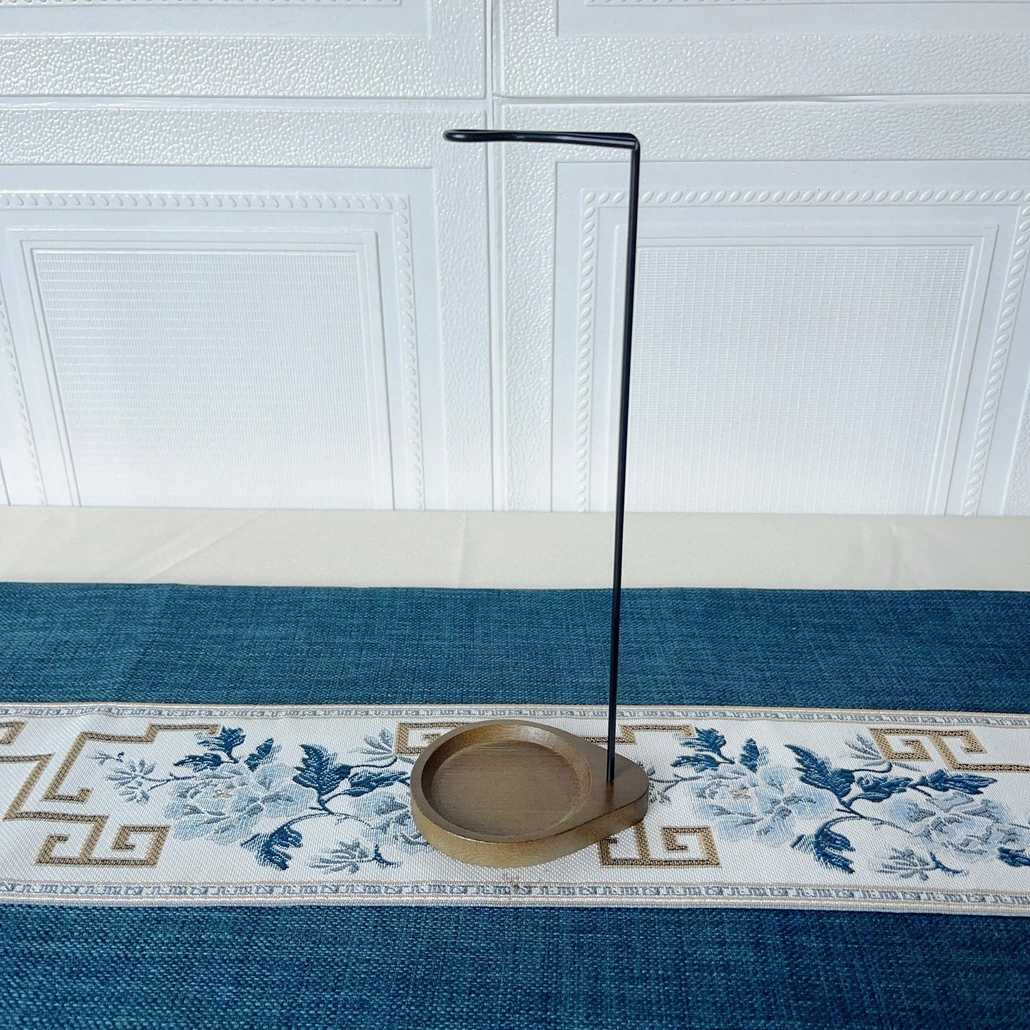 Brûleur d'Encens Inversé "Zen Gravity"